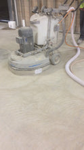 Cargar y reproducir el video en el visor de la galería, Lavina Diamond disc grinding concrete