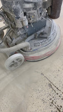 Cargar y reproducir el video en el visor de la galería, Lavina diamond disc grinding concrete