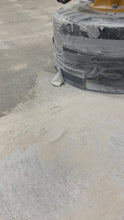 Cargar y reproducir el video en el visor de la galería, Zapatas de pulido de diamante de doble botón trapezoidal Diamatic Sase de grano 60/80 para hormigón